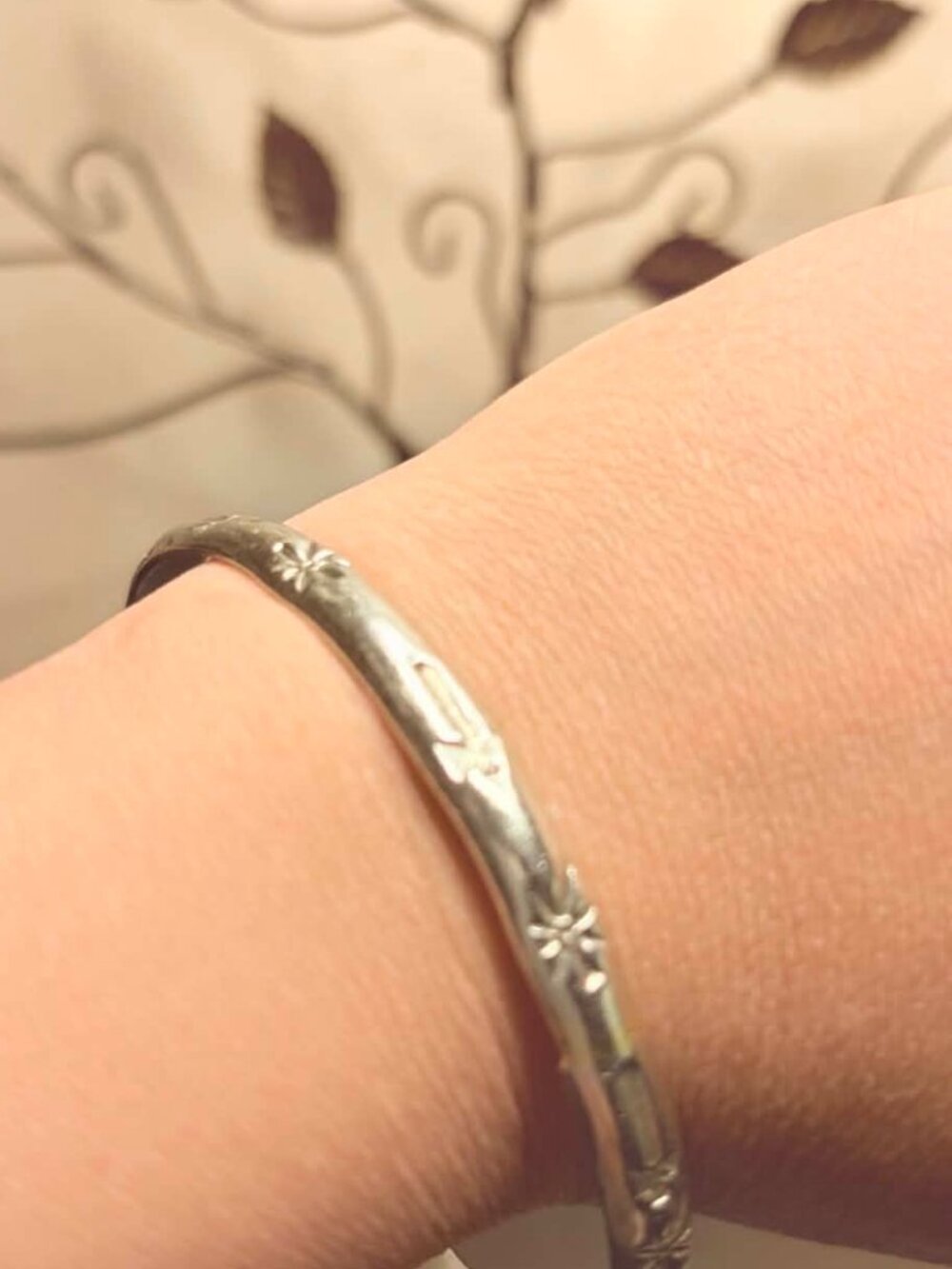 Vintage Mexico 925 Sterling Silver Hand Stamped Bangle Bracelet